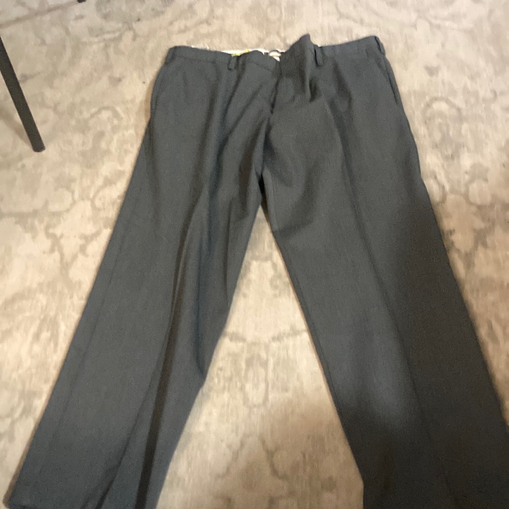 Dockers D2 gray with white dress pants